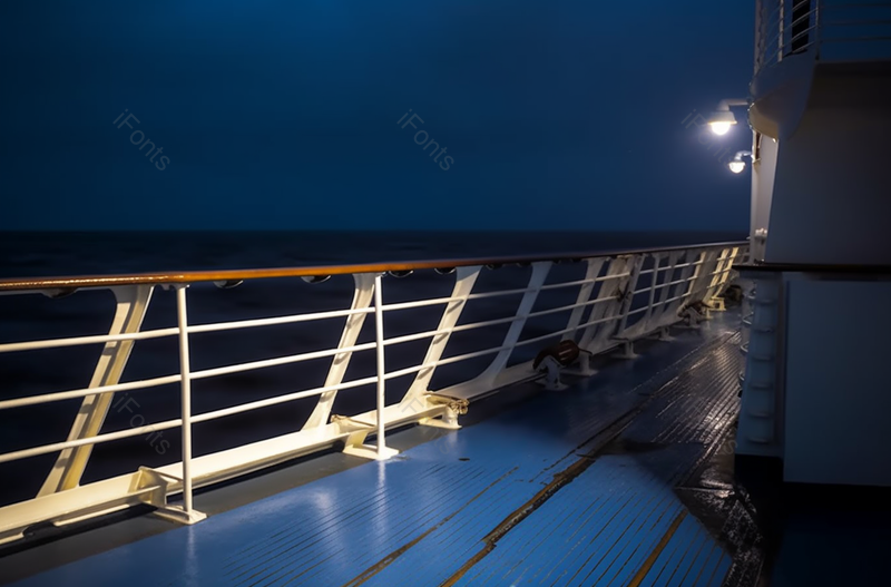 夜晚下过雨后的轮船甲板摄影图,高清,摄影图,摄影图片,图片大全,摄影图免费下载